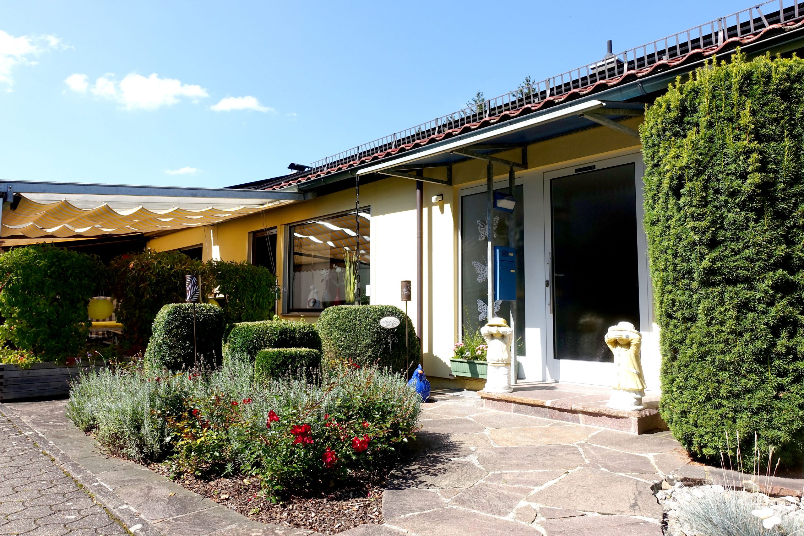 Freistehendes Einfamilienhaus mit Einliegerwohnung in Schwäbisch Hall
