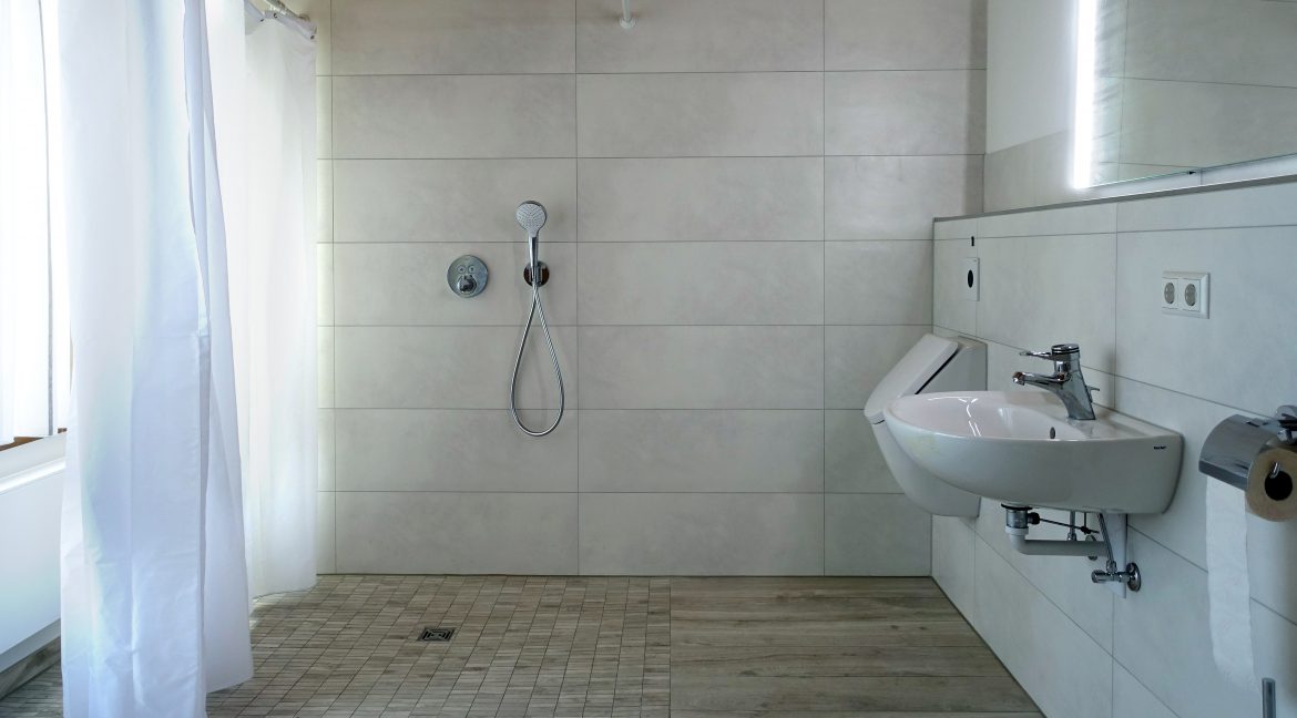 Badezimmer EG